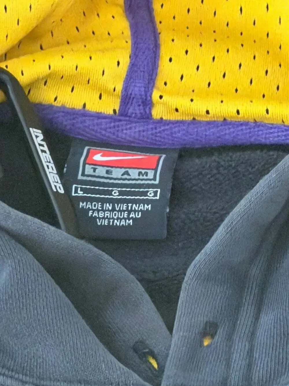 Vintage Nike Los Angeles Lakers Center Swoosh NBA Hoodie Black